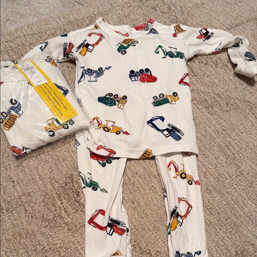 GAP Cream Pajama Set with Red, Yellow, Blue & Green Trucks